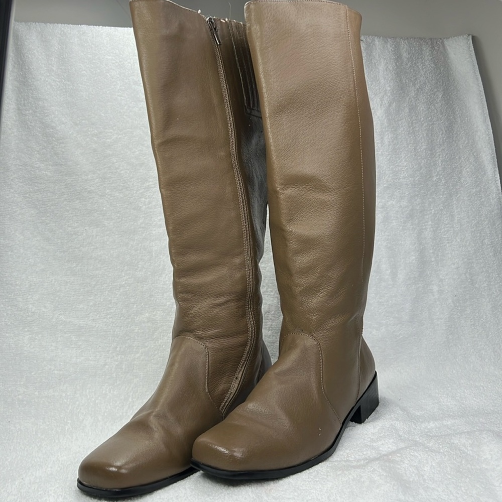 Valley Lane, taupe boots, 17 inches up leg